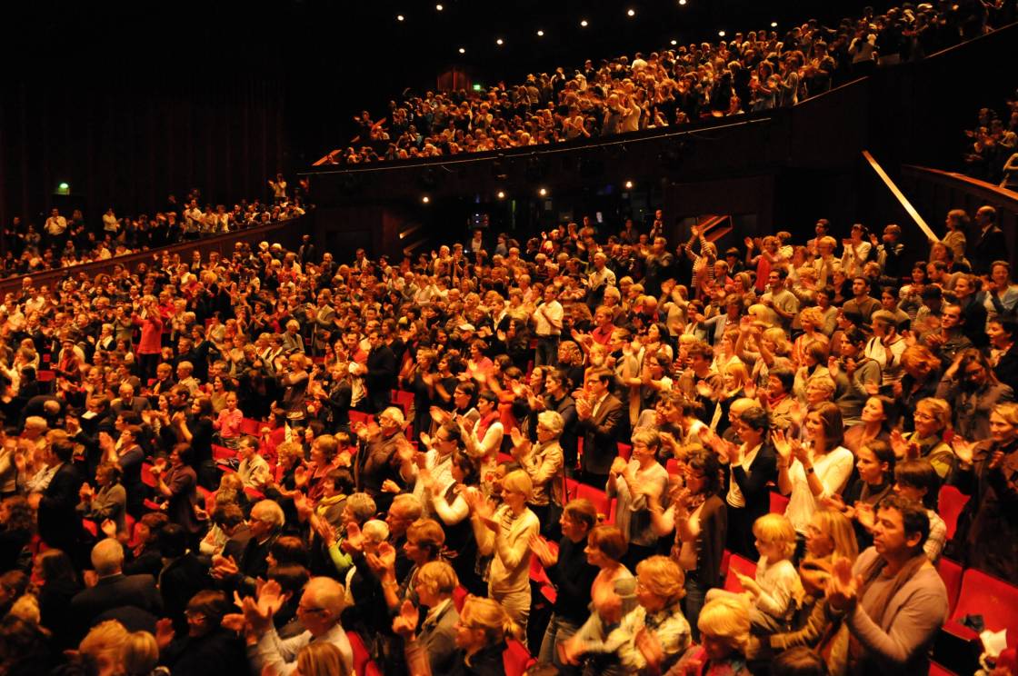 2010_salle_pleine_04.jpg